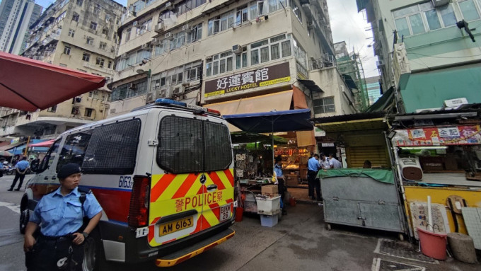 社署表示高度關注今日（5日）在深水埗桂林街一大廈發生的家庭慘劇。楊偉亨攝