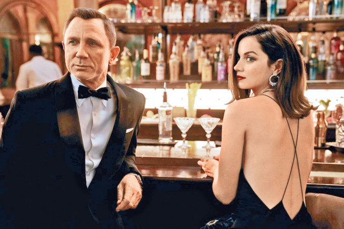 ■《007：生死有時》首日票房勁收426.8萬港元，創下007系列香港最高開畫票房。