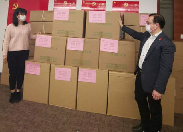 无锡市新吴区寄出5万只口罩。 网图