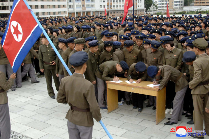 北韓指本周初有140多萬名青年報名參軍。（路透社）