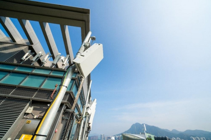中移动香港5G网络最终会同时支持SA和NSA。