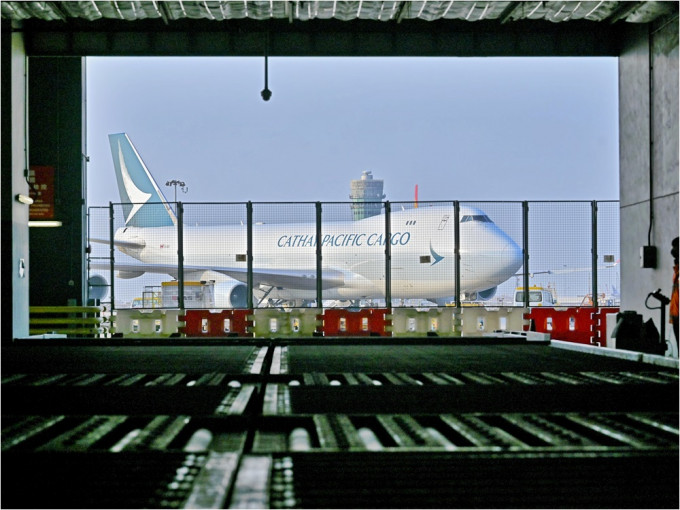 国泰证实关闭加拿大机师基地。资料图片