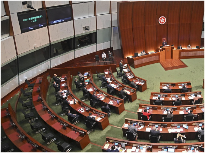 人大常委會將就完善香港選舉制度商討修改基本法附件一、二的細節。