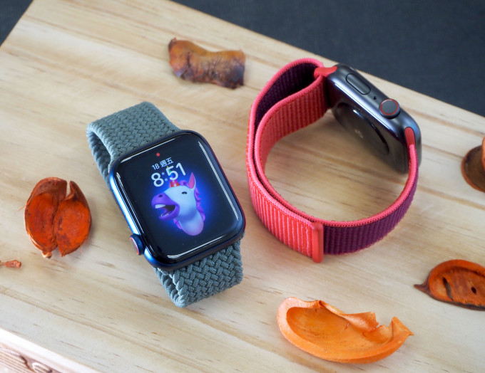 ●Apple Watch Series 6(左)及Appl Watch SE(右)同步登場。