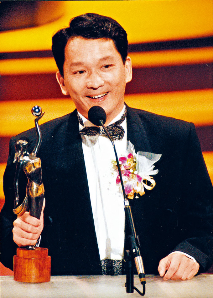 智叔在1993年憑《籠民》首奪男配角獎。