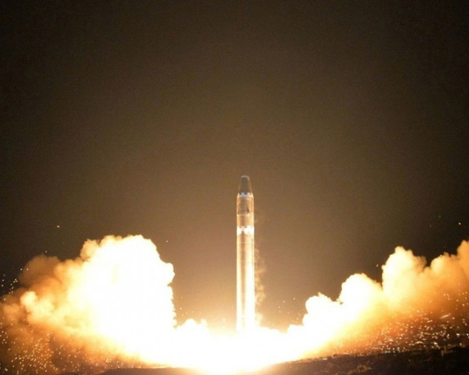 北韩近日开始进行洲际弹道导弹搭载生化武器炭疽菌的实验。AP