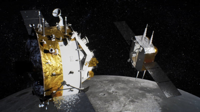 嫦娥六号与轨道器和返回器组合体完成月球轨道的交会对接。