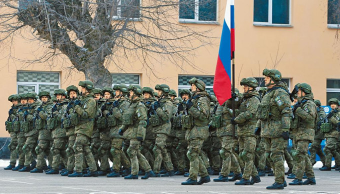 俄军周四在阿拉木图举行撤离仪式。