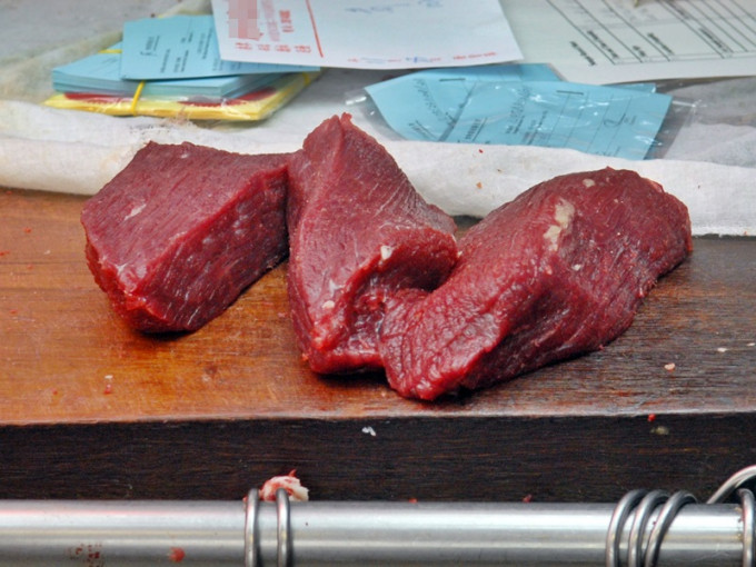 根据规例，在新鲜及冰鲜肉类中不得添加二氧化硫。资料图片