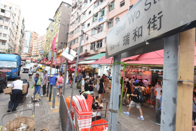 根据最新一份《香港贫穷情况报告》，观塘区再成最穷地区。资料图片