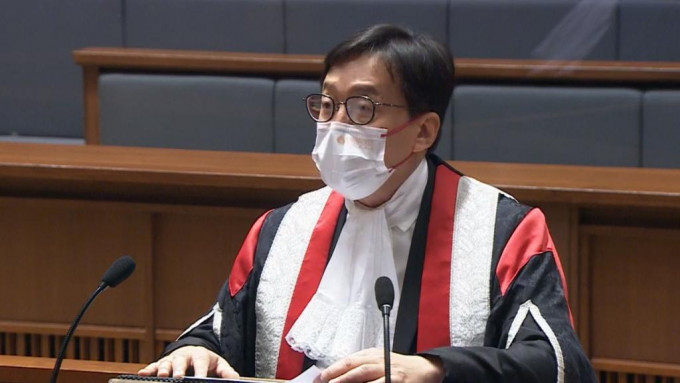 香港律师会会长陈泽铭今天于2022年法律年度开启典礼上致辞。