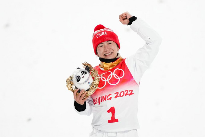 徐梦桃为中国拿到今届冬奥第五面金牌。