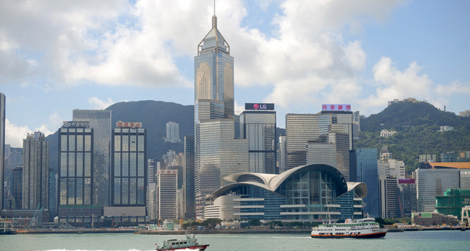 香港蟬聯全球生活費用最高昂城市。（資料圖片）