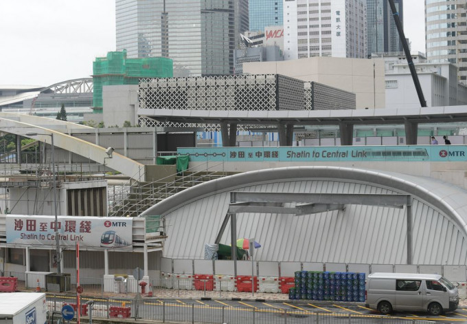 網傳「東西走廊」及「南北走廊」分別更名為「屯馬線」及「東鐵線」。資料圖片