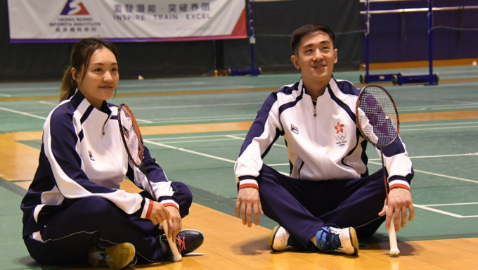 巴黎奥运前夕，香港羽毛球队会见传媒，邓俊文及谢影雪再次携手出击。 吴家祺摄