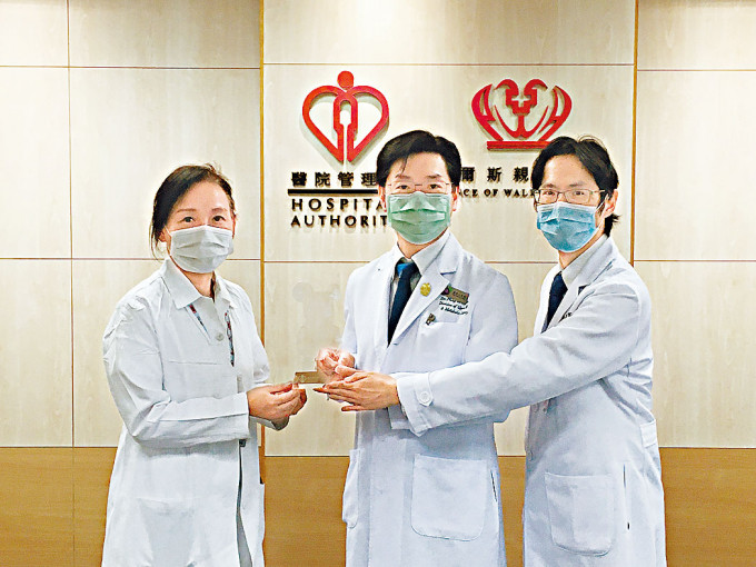 ■威院内镜团队，今年获医管局颁发杰出团队奖。