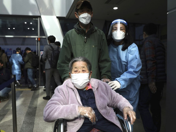 南韩正加紧接种疫苗计画。AP