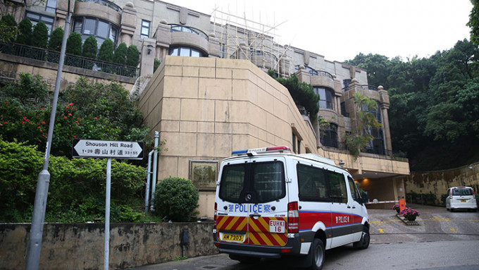南区寿山村道一豪宅遭爆窃。