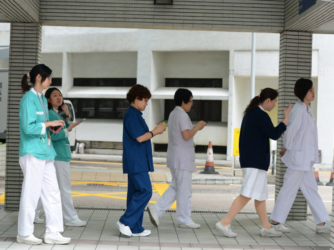香港目前每1,000名人口有2.0名医生。资料图片
