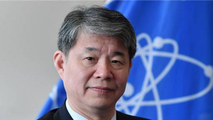 国际原子能机构副总干事刘华。