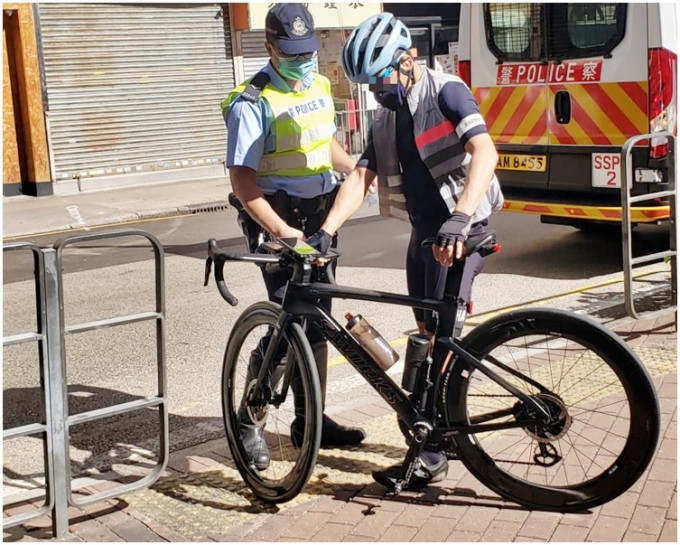 警方发出23张传票，包括涉及在行人路上骑踏单车。