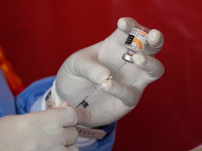 研究数据，完成接种两剂科兴疫苗后，预防有症状感染的有效率，远低于美国辉瑞公司（Pfizer）的疫苗。AP资料图片