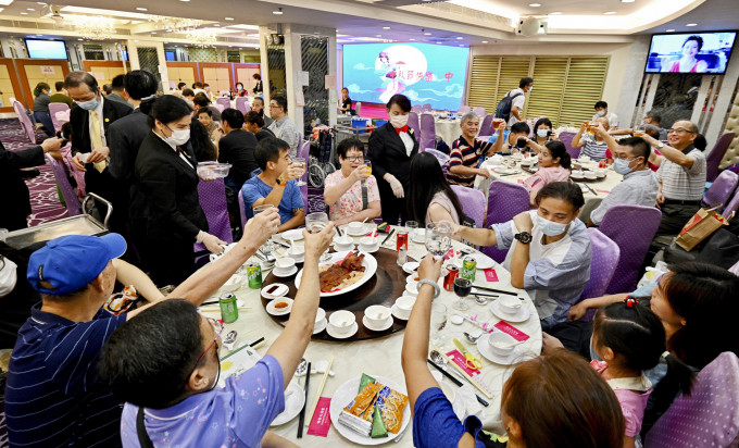 政府放宽D类食肆宴会人数上限。 资料图片