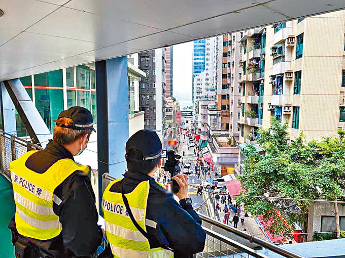 警方於3月進行全港交通主題執法行動「亮景 + 同行者」。