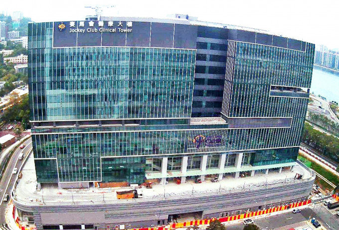 香港中文大学医院推出非牟利的「工作间防疫准备支援计划」。 中大医院FB图片