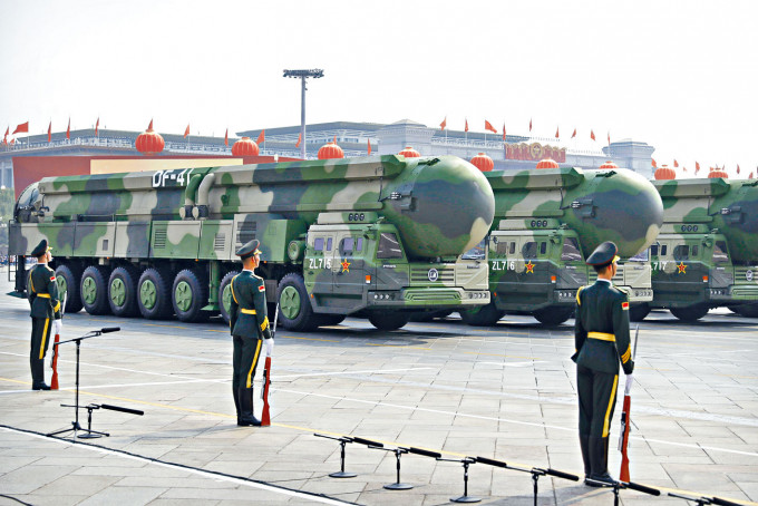 美國稱中國的核彈頭在二〇三〇年時將達千枚。