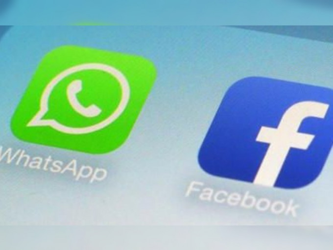 facebook及Whatsapp 一度全球死机。 AP