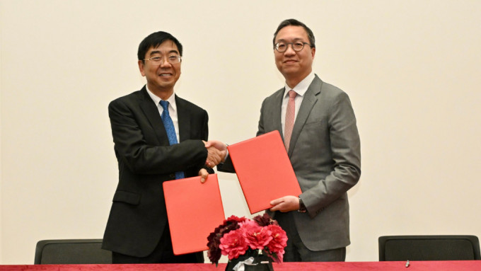 林定國與重慶市司法局簽署法律服務合作框架安排。政府新聞處