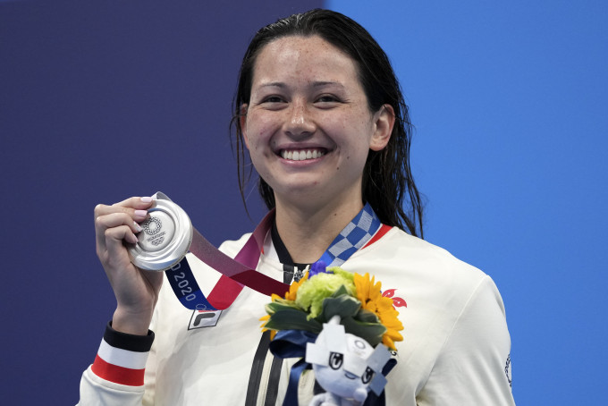 何诗蓓今次勇夺奥运100米及200米自由泳两银，写下本地体坛重要一页。 AP