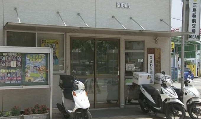 靜岡縣三島市一名男途人被人用刀刺死，疑犯自首後稱，「只是想試試能否殺人」。