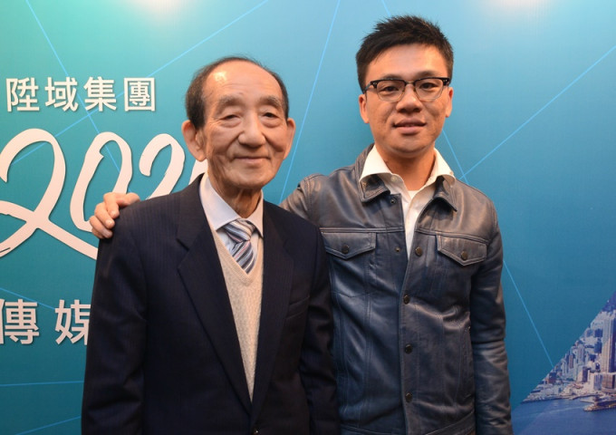 左：鄧成波、鄧耀昇。資料圖片