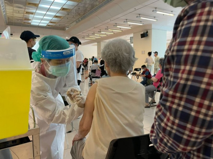 台灣新北市增加兩宗接種阿斯利康疫苗後死亡個案。新北市政府圖片，非涉事人