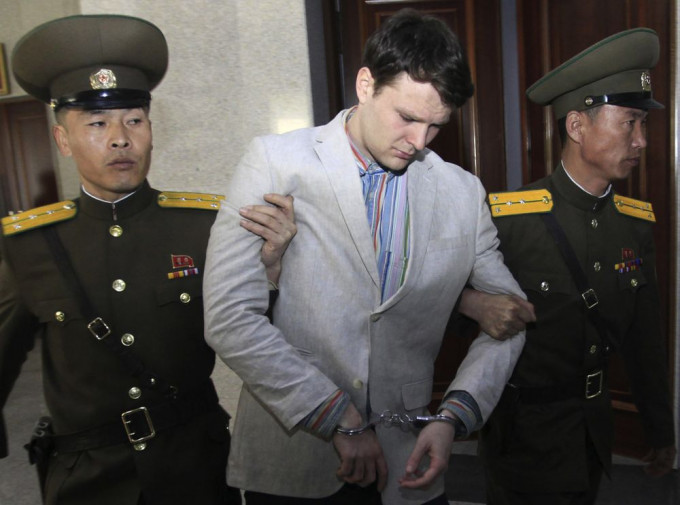 被北韩囚禁的美国大学生瓦姆比尔前年6月获释，返回美国数天后死亡。AP