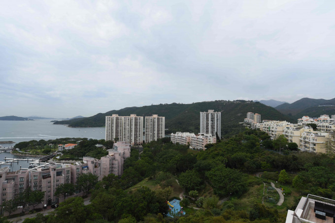 香港兴业愉景湾地皮补地价逾52亿。