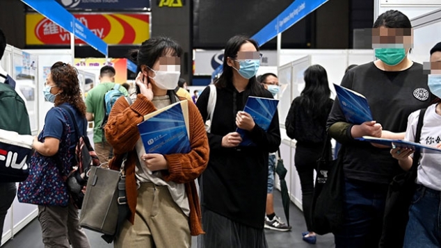 劳工处周四起一连两日举办大型招聘会，提供1600院舍职位。资料图片