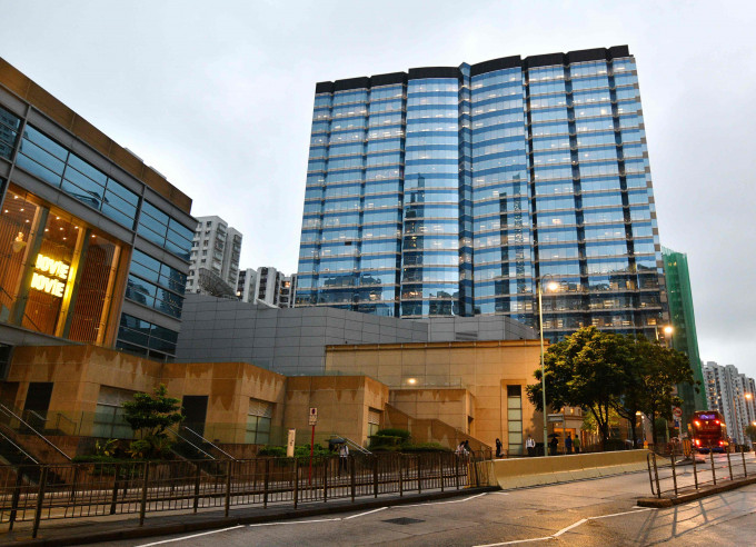 基滙资本斥逾98亿购太古城中心一座。