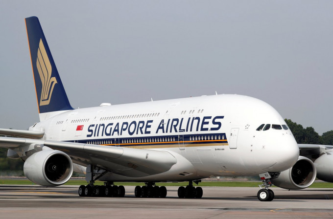 新加坡航空公司一架從印度孟買往返新加坡的客機收到炸彈威脅。　網上圖片