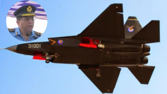 巴基斯坦空军参谋长巴伯尔宣布将购买歼-31隐形战斗机。