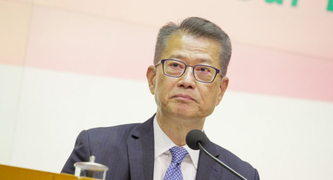 陈茂波指政府将考虑调低首置按揭成数，民主党表明反对。资料图片
