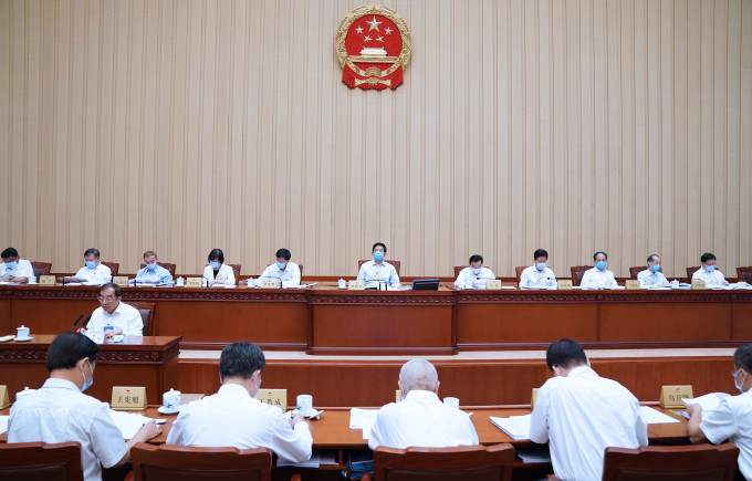 人大常委會通過議案。新華社資料圖片