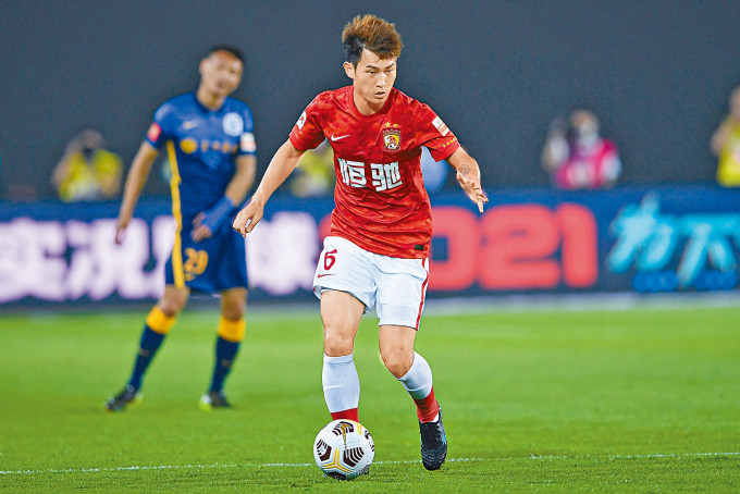 广州队以年轻球员为主，整体实力难及杰志。