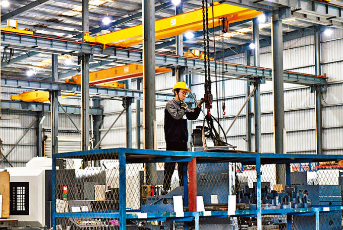 內地9月製造業採購經理指數（PMI）報50.2，重返擴張區間。
