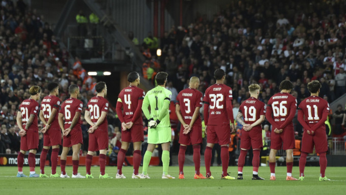 利物浦主场斗阿积士赛前举行默哀仪式。AP