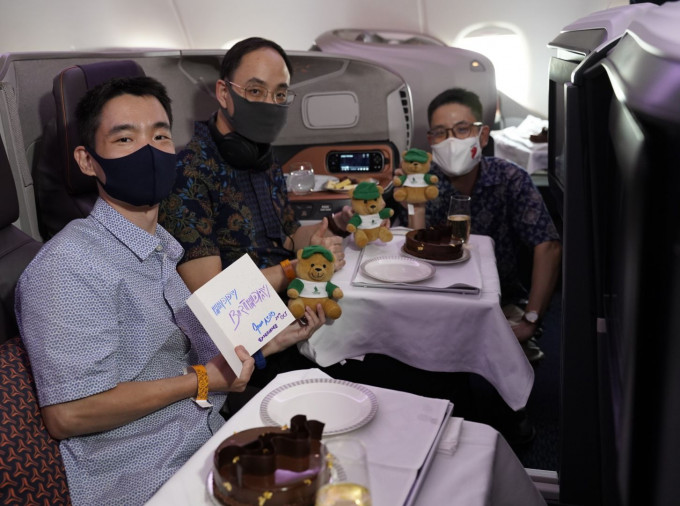 新加坡航空推出A380客機用餐體驗活動。新加坡航空FB圖片