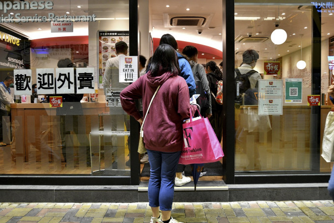 民建联倡预留时间让商户适应禁塑胶餐具。资料图片