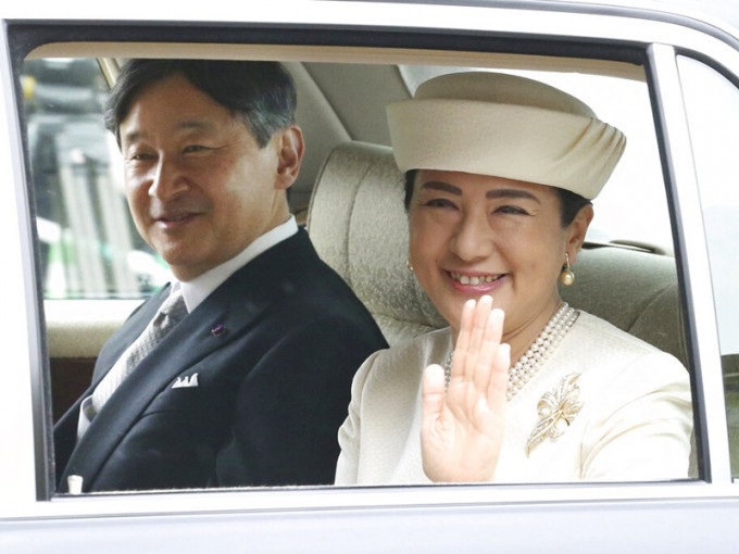 即位的德仁天皇與雅子皇后將於周六在東京皇居的「東御苑」，接受民眾祝賀。AP